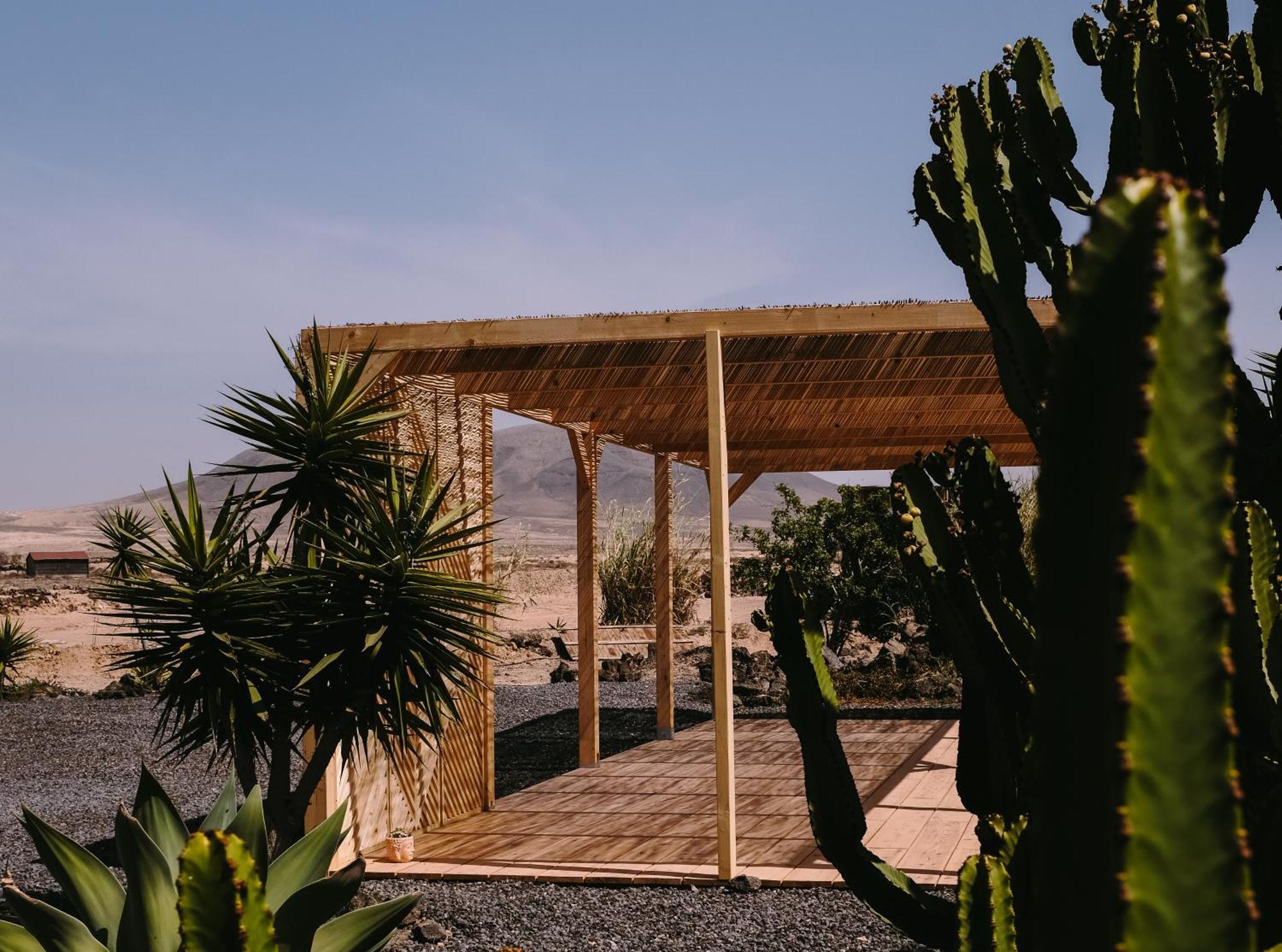 Hotel Surf & Yoga Retreats Fuerteventura Roque Esterno foto